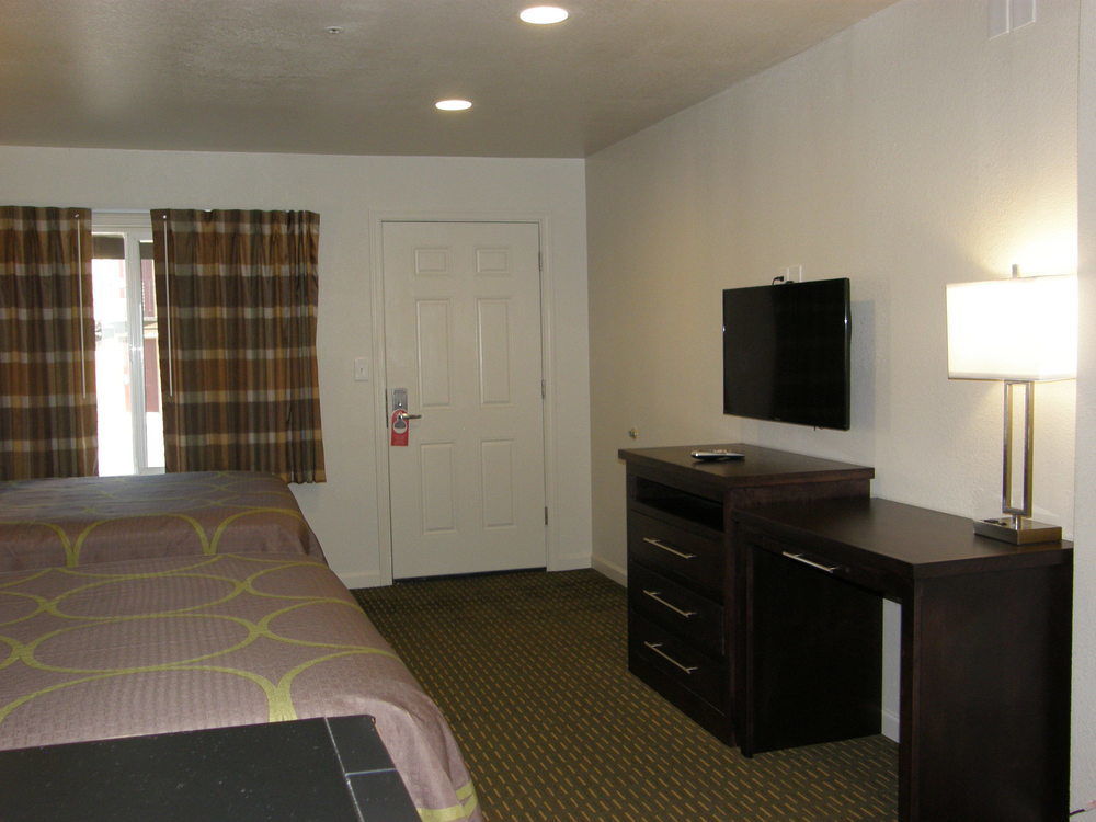 Budget Lodge Eugene - Airport Esterno foto
