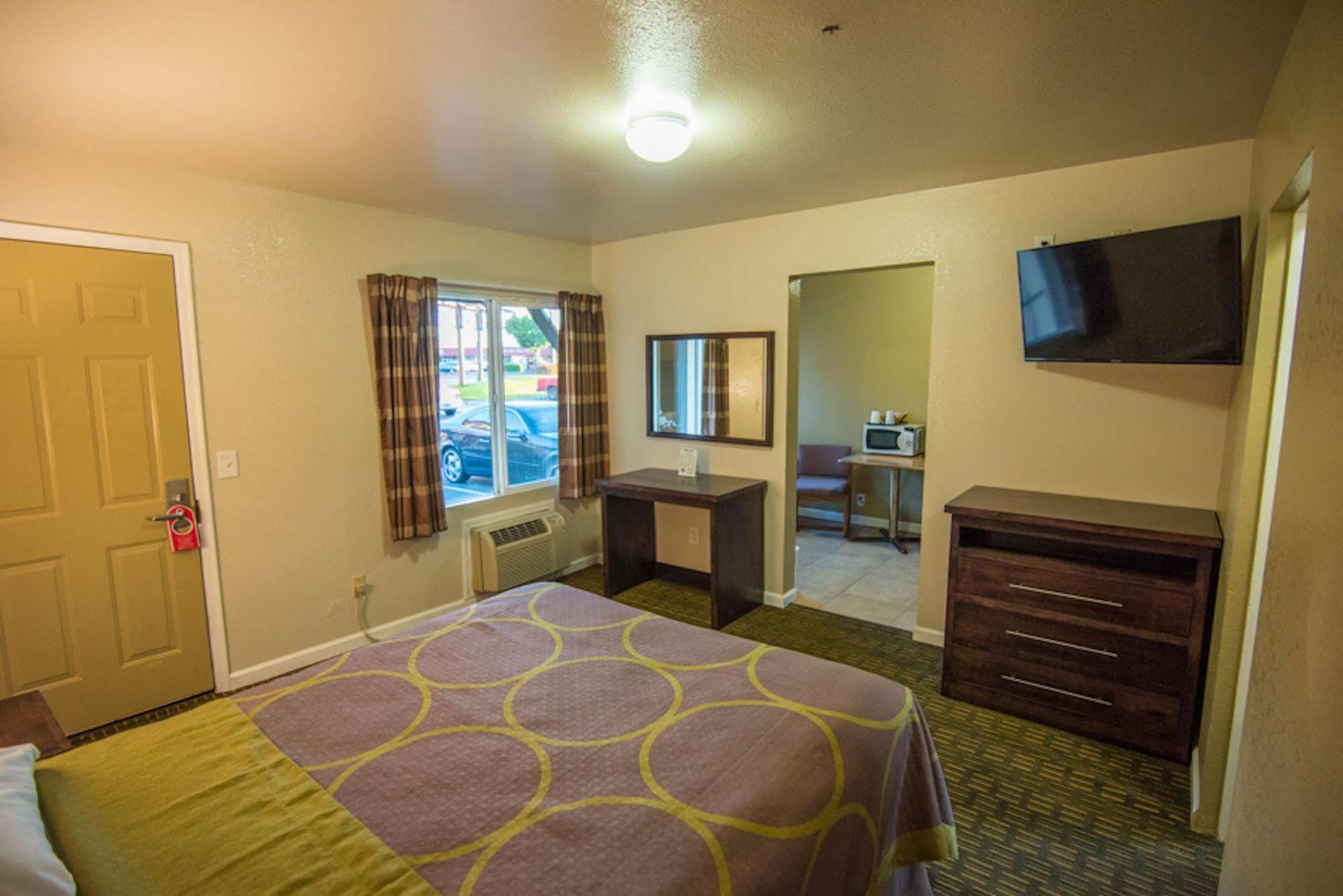 Budget Lodge Eugene - Airport Esterno foto