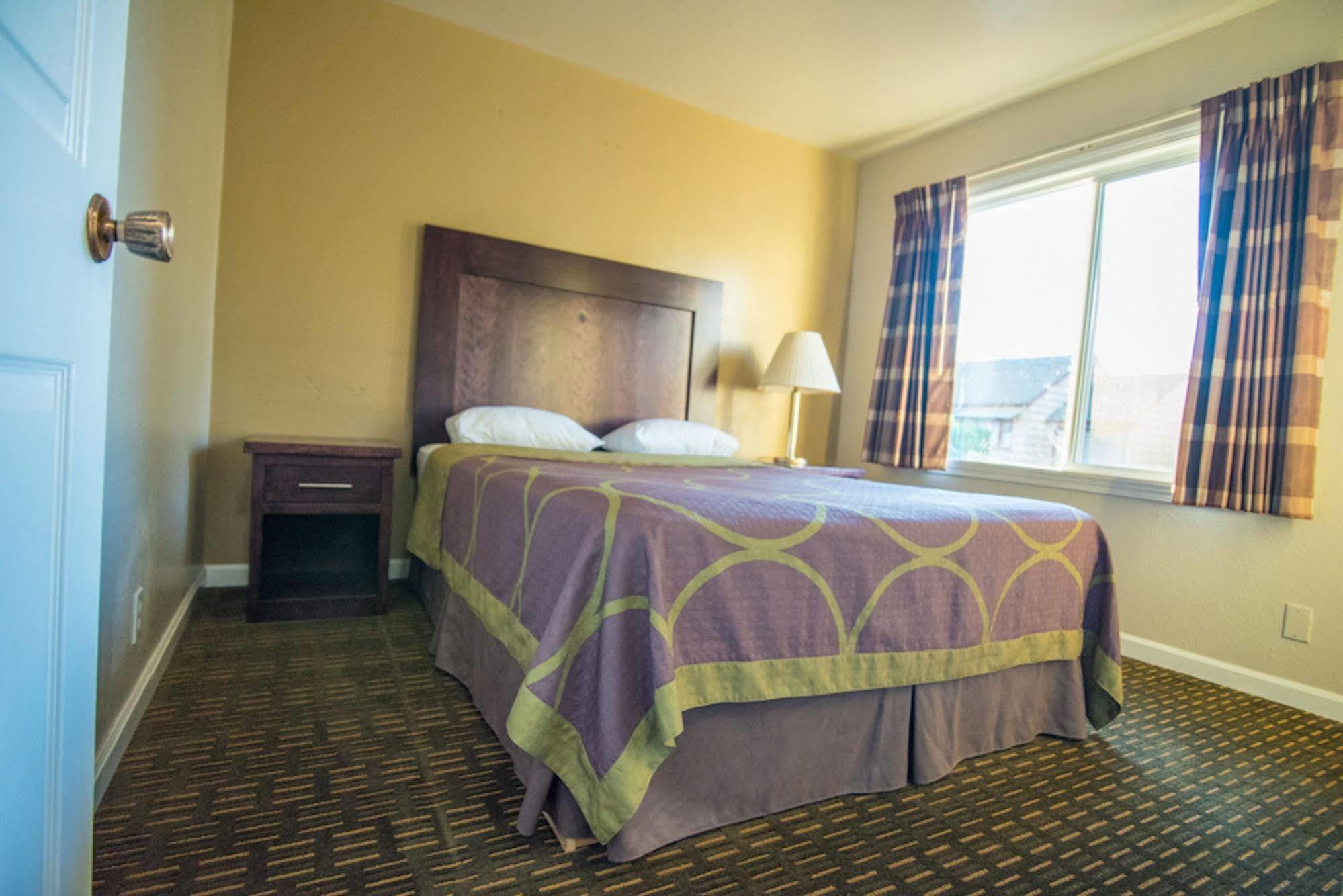 Budget Lodge Eugene - Airport Esterno foto